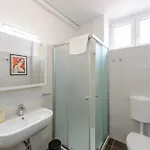 Planetrovinj *