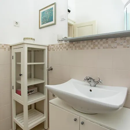 Planetrovinj Appartement