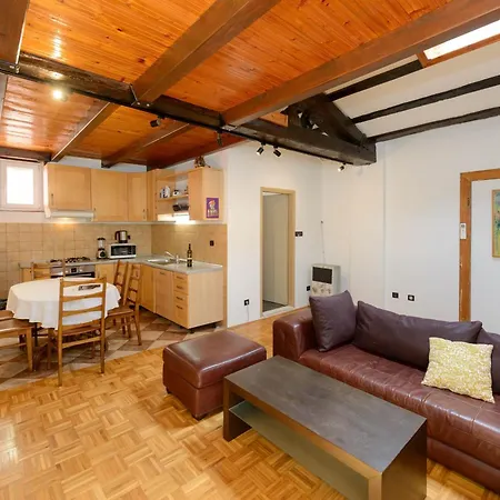 Planetrovinj Apartamento